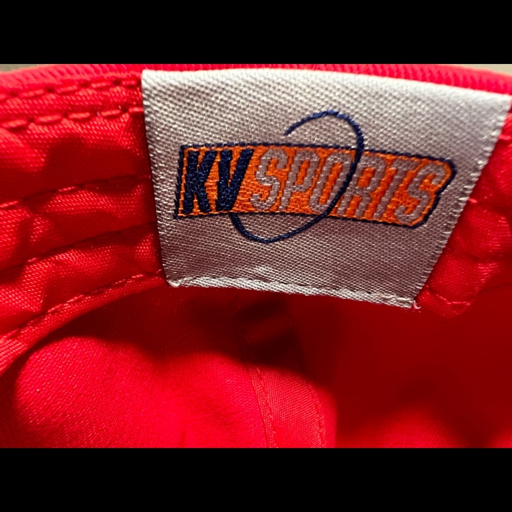 Red hat - Picture 3 of 3